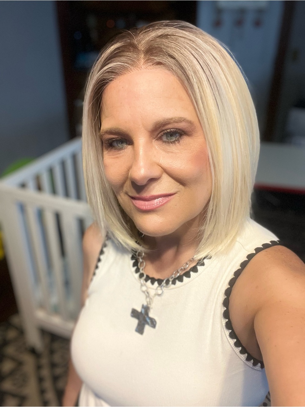 Blonde Straight Bob Women’s Hair Style